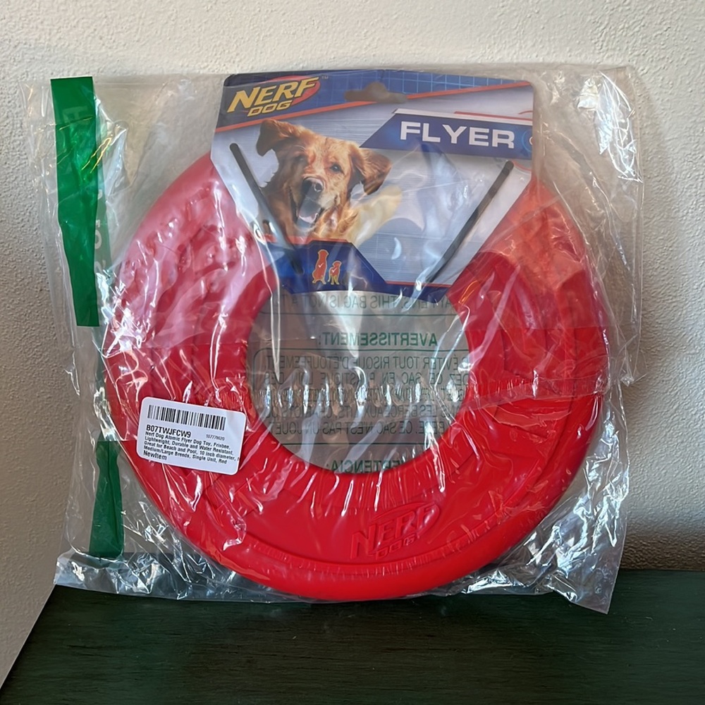 ⛔️SOLD⛔️ NERF DOG Atomic Flyer Dog Toy, Frisbee,  Large 10" Diameter Red NWT - Picture 3 of 9